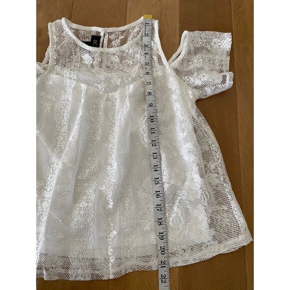 BCX Lace Cold Shoulder Top Size XS Off White Blouse Top - Picture 7 of 10